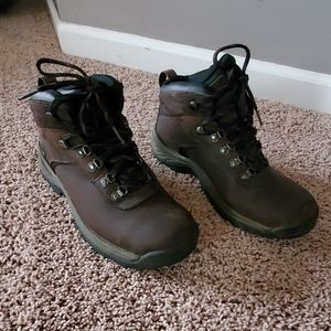 Timberland hiking boots sz 9.5